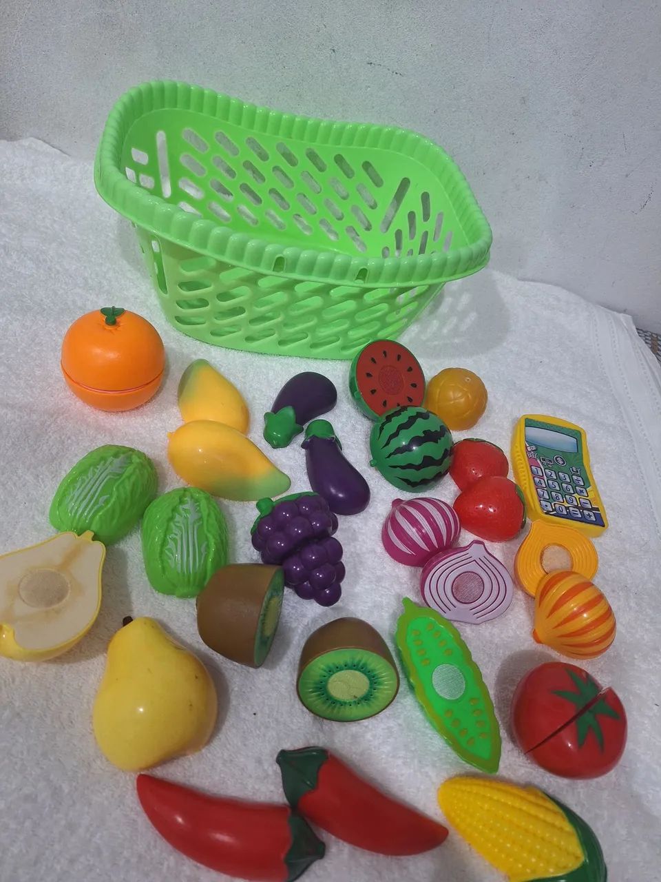 Combo grande frutinhas de velcro e cesta de brinquedo - Foto 2