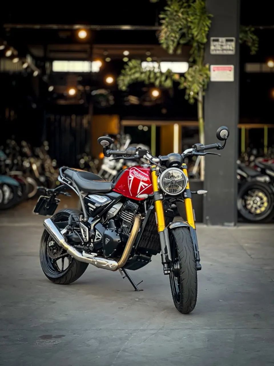 TRIUMPH SPEED 400
