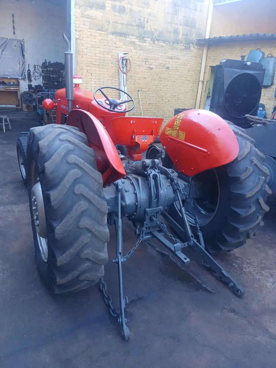 Trator massey 65x  - Foto 4