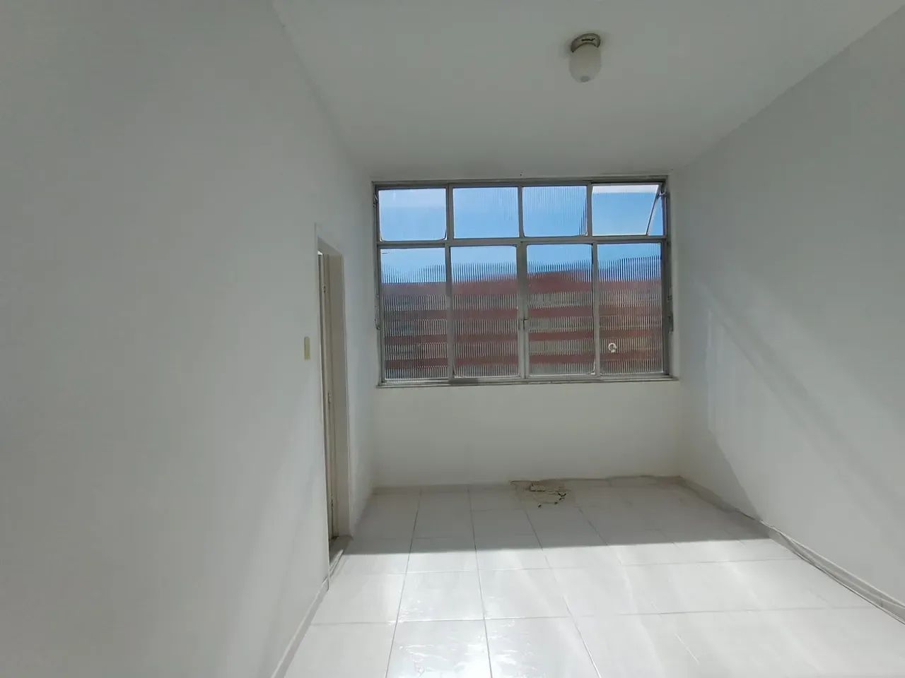 ÓTIMO CONJUGADO NA RUA DAS LARANJEIRAS
