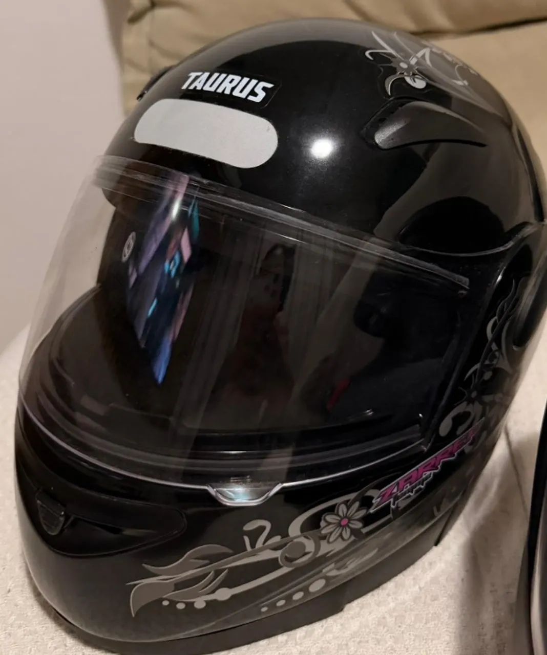 Capacete Zarref Taurus Classic