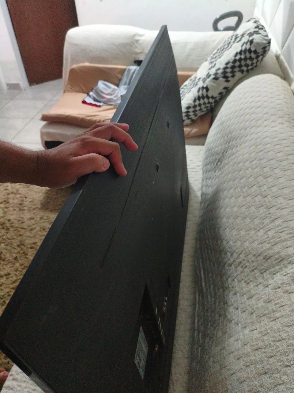 TV SAMSUNG 50 POLEGADAS COM DEFEITO - ACEITO NEGOCIAR  - Foto 2