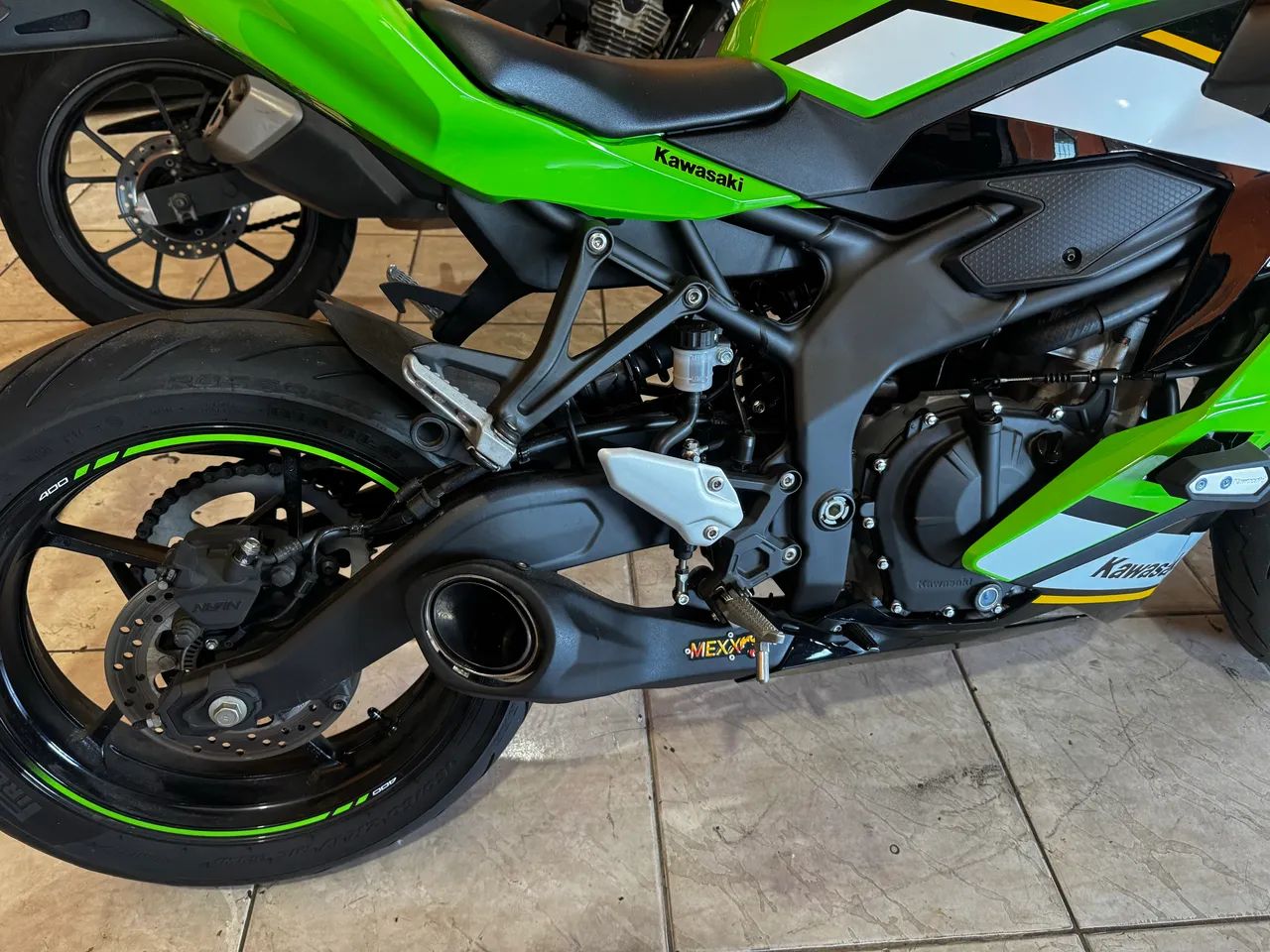 4月】チロスケ 4月】チロスケ 4月】チロスケ 2027 Ninja ZX-4R SE