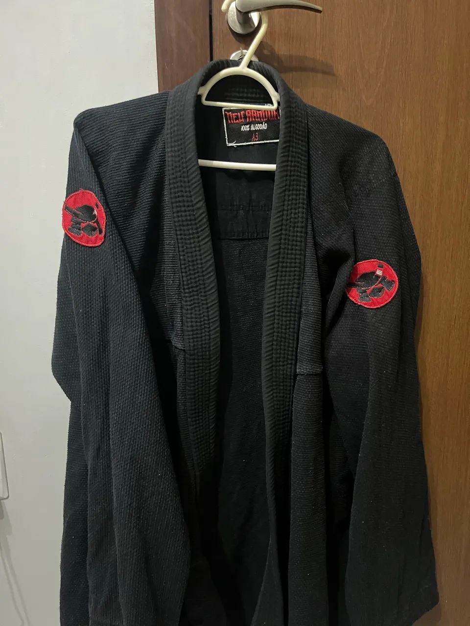 Kimono de Jiu-Jítsu preto A3