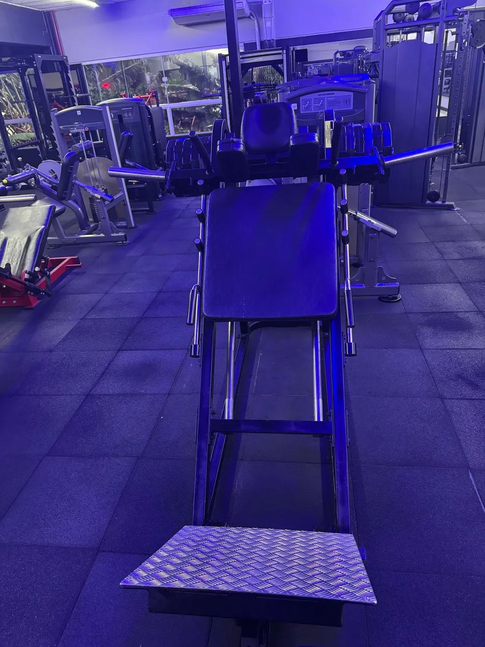 Hack Squat 45º (agachamento) - Foto 2