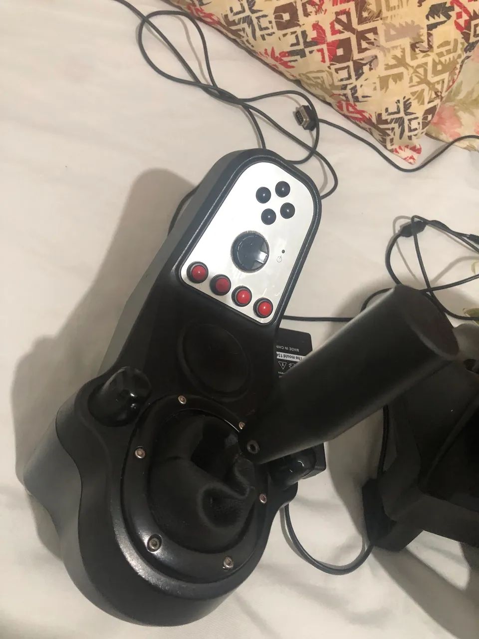 Volante logitech g27  - Foto 2
