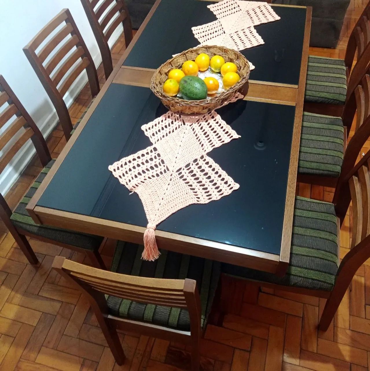 Mesa de jantar extensão com 8 cadeiras  - Foto 2