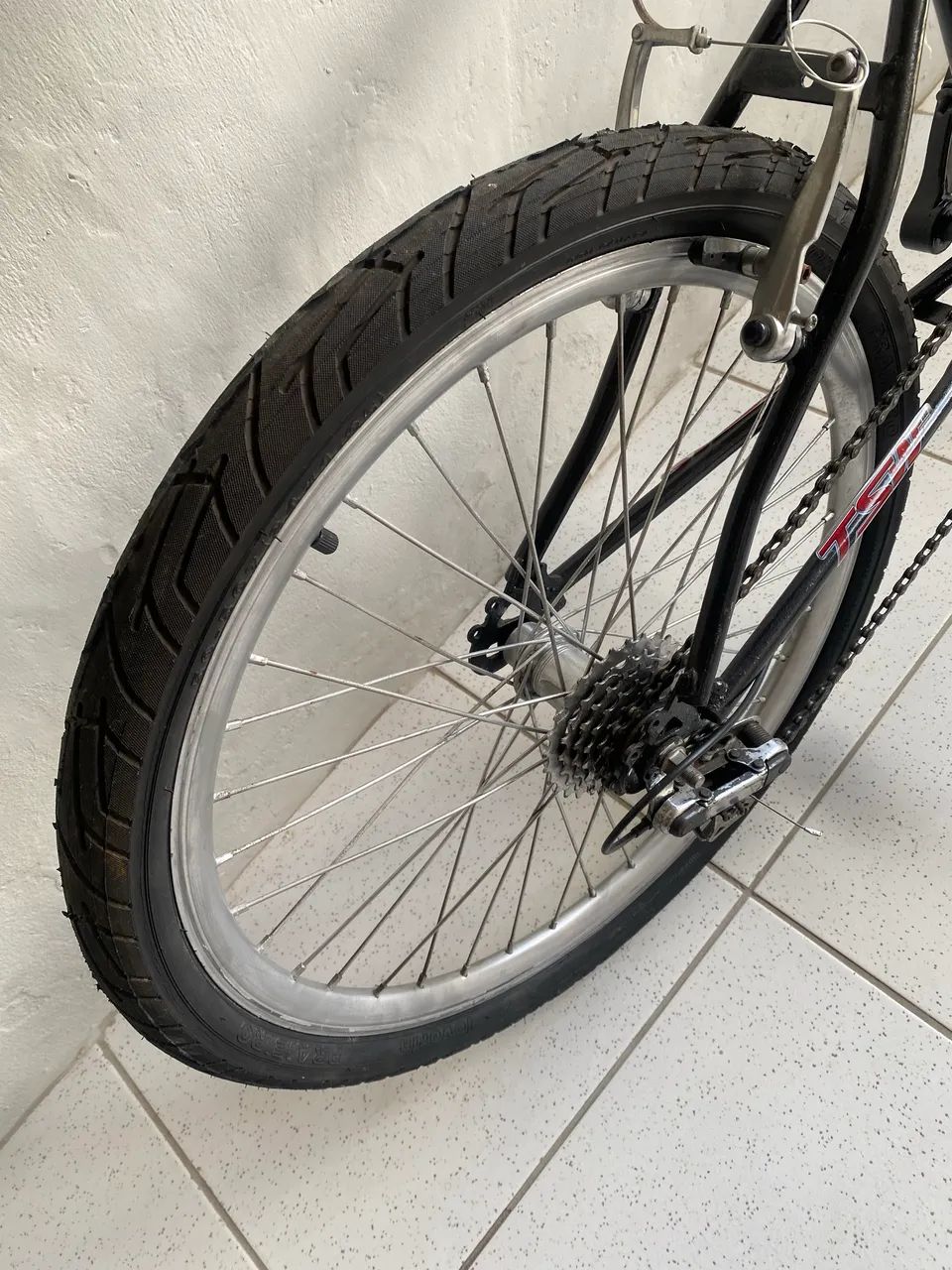 Bicicleta aro 24 Big reduzida  - Foto 3