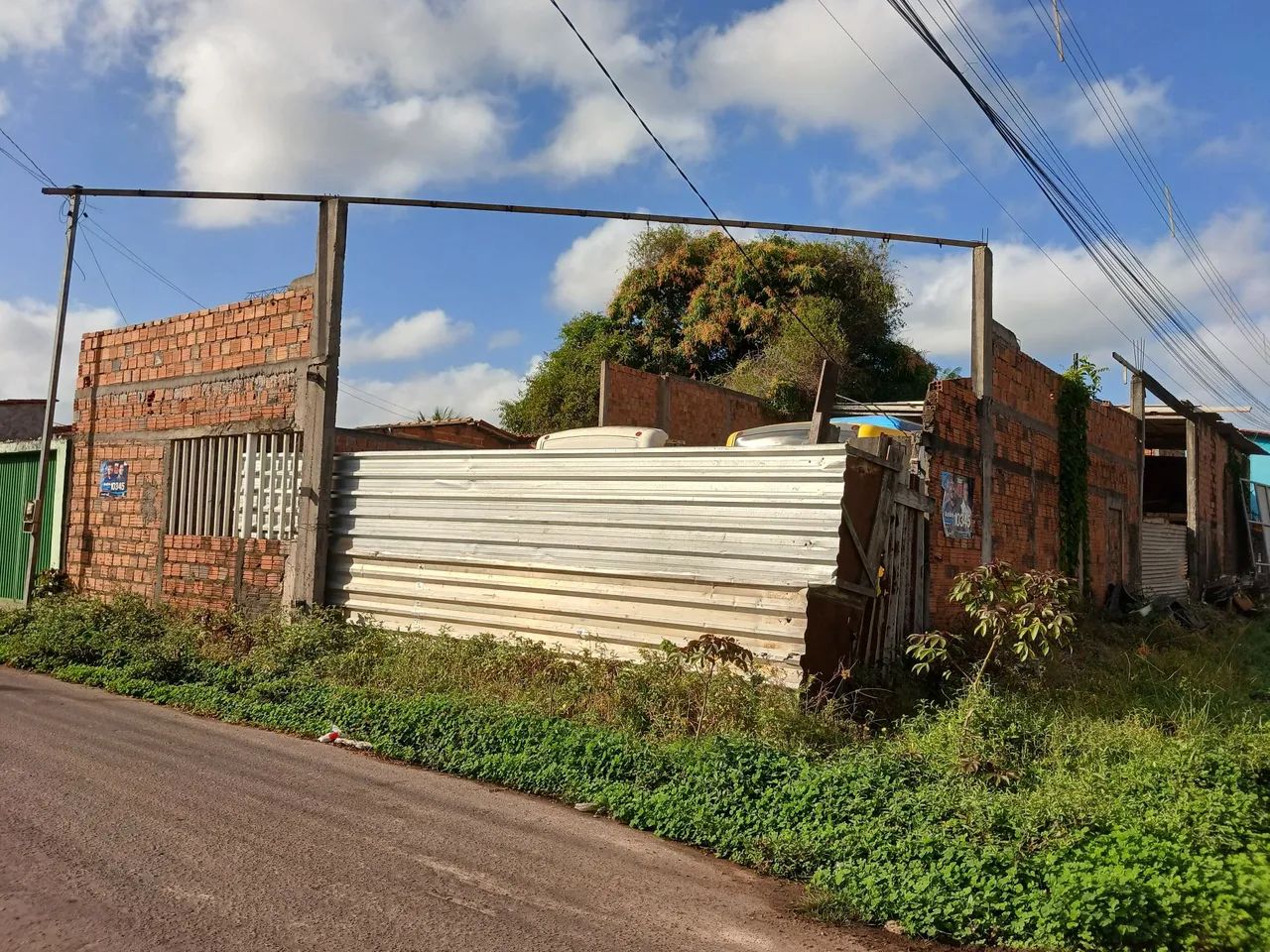 Vendo dois terrenos 20x30 e outro 10×30 