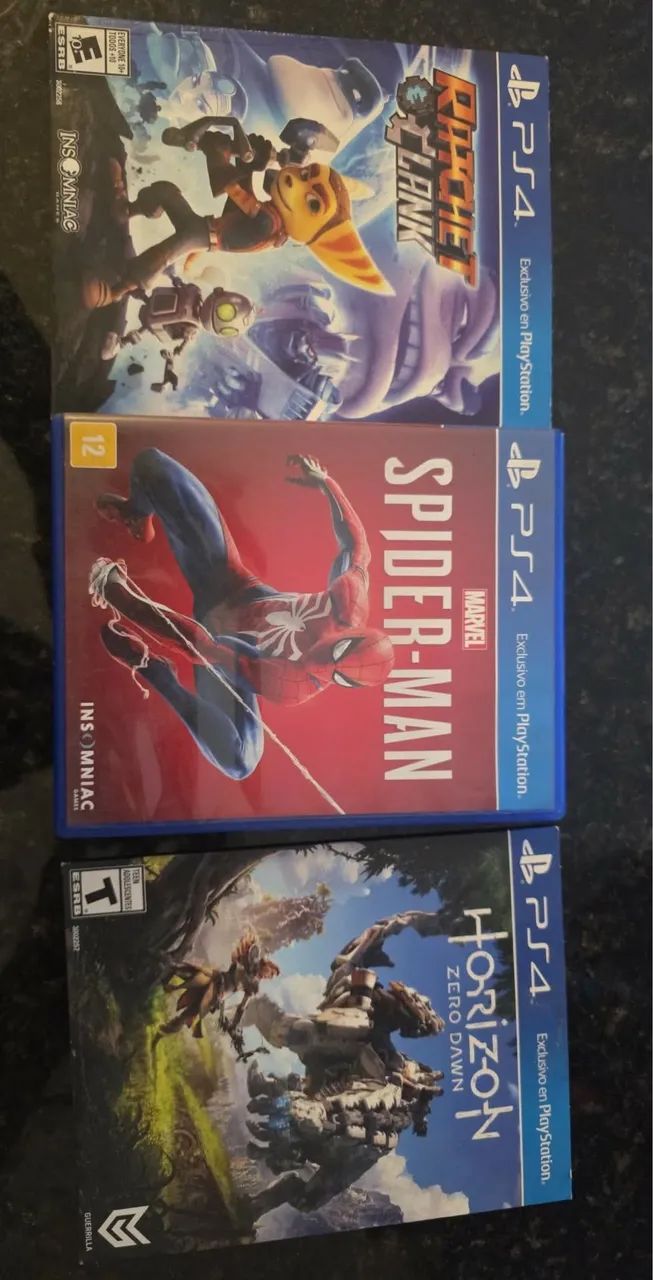 PlayStation 4 slim com 3 jogos  - Foto 2