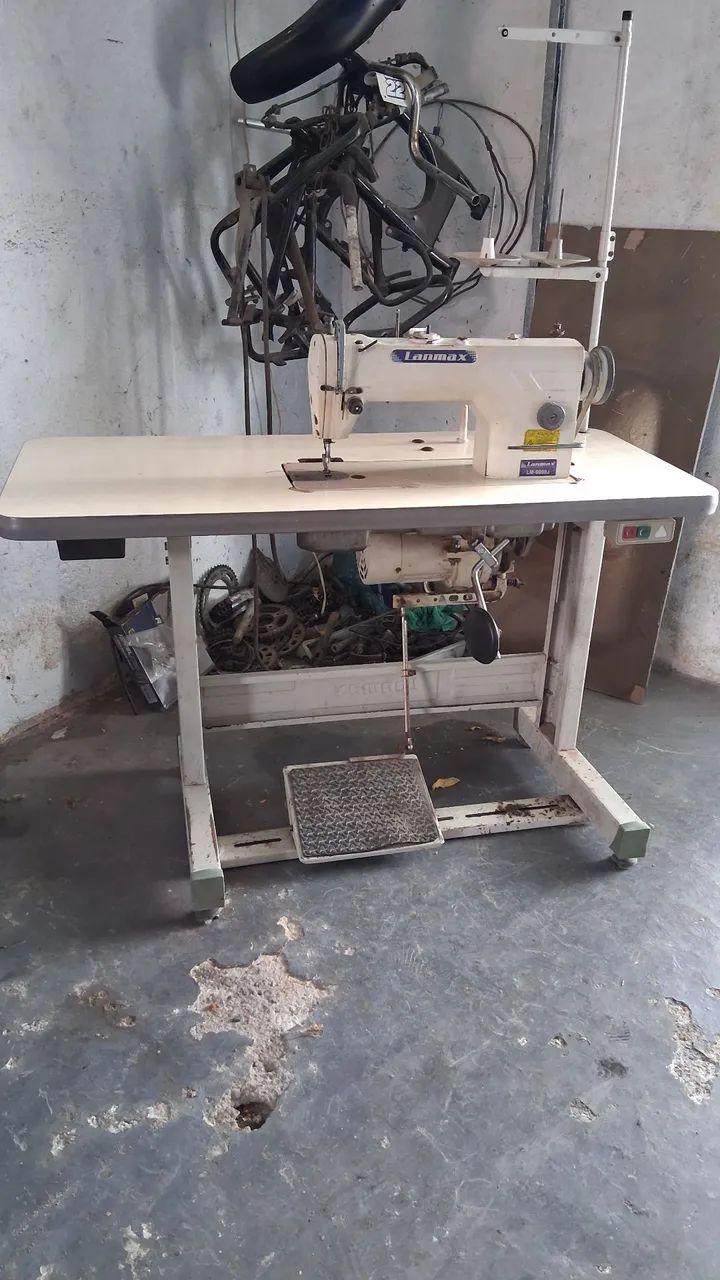 Máquina de costura - Foto 2