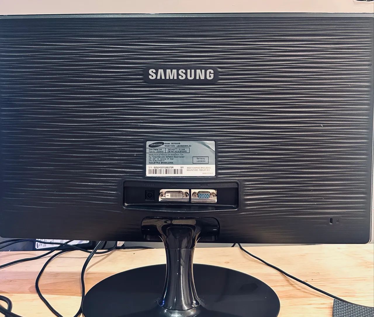 Monitor Samsung 22" Full HD + Cabo DVI/HDMI (Oportunidade) - Foto 2