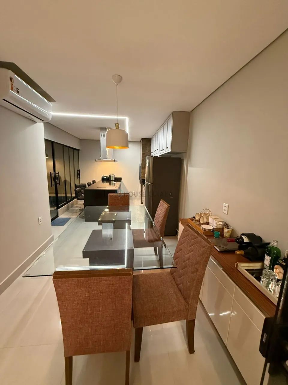 Casa 100% Mobiliada com Piscina e Espaço Gourmet no Condomínio Rio Jangada - Foto 2