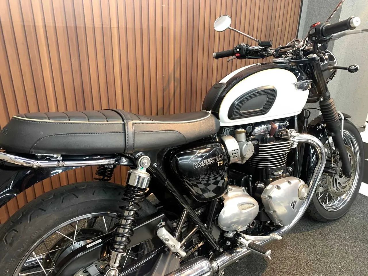 Bonneville T120 2018 - 1495795069 | OLX