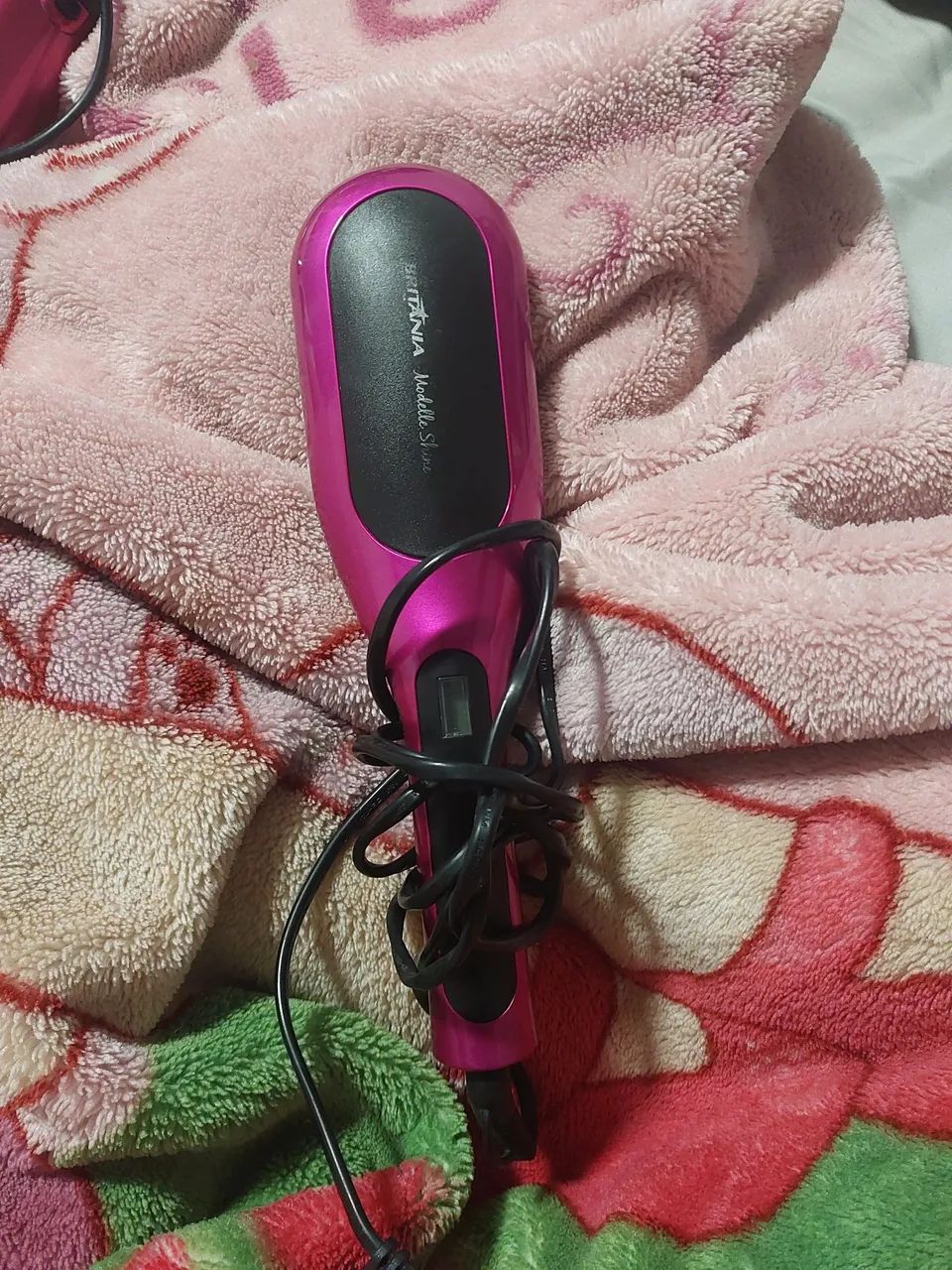 Escova de alisamento de cabelo - Foto 2