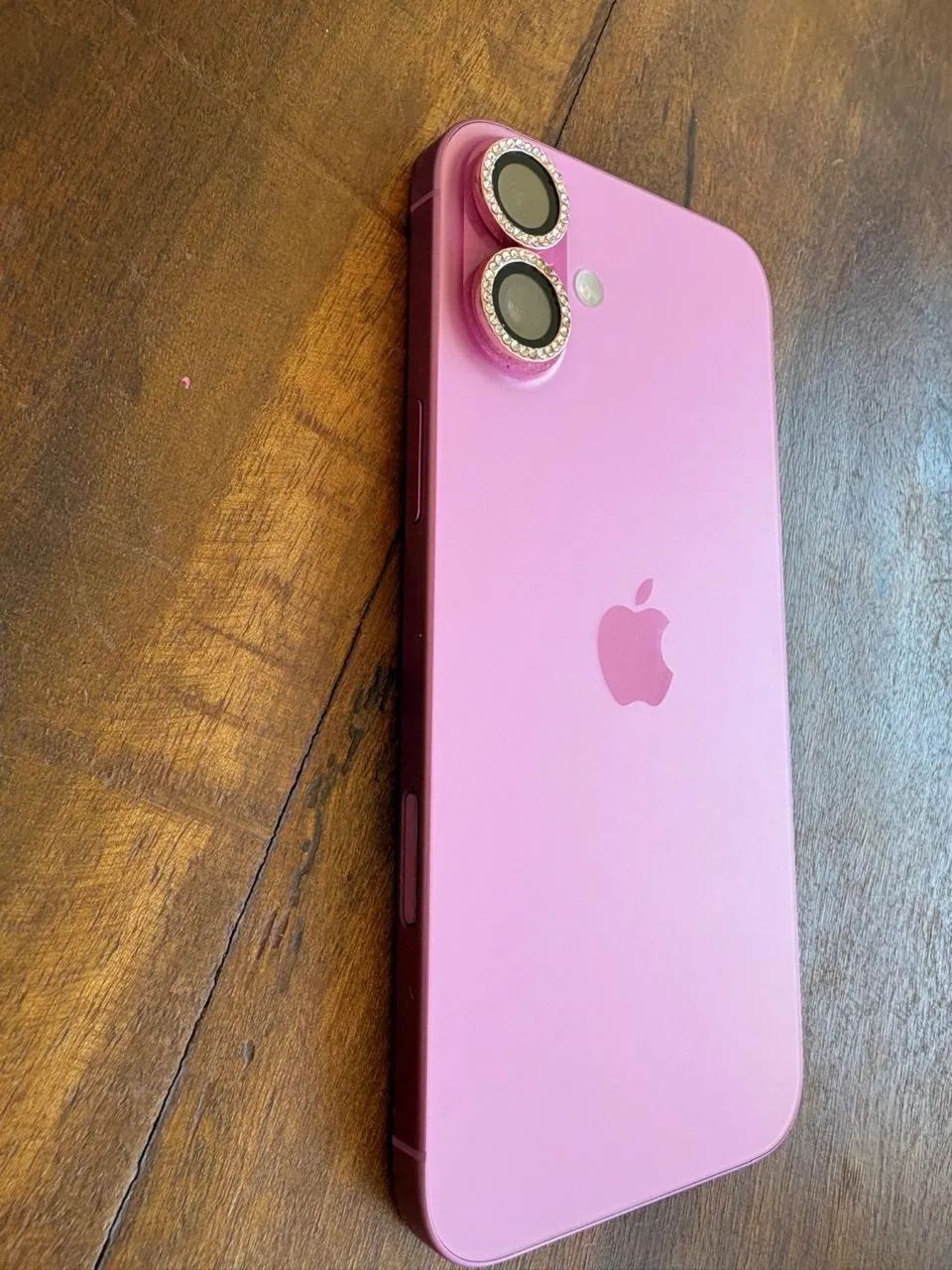 Vendo um iPhone 16 plus rosa - Foto 2