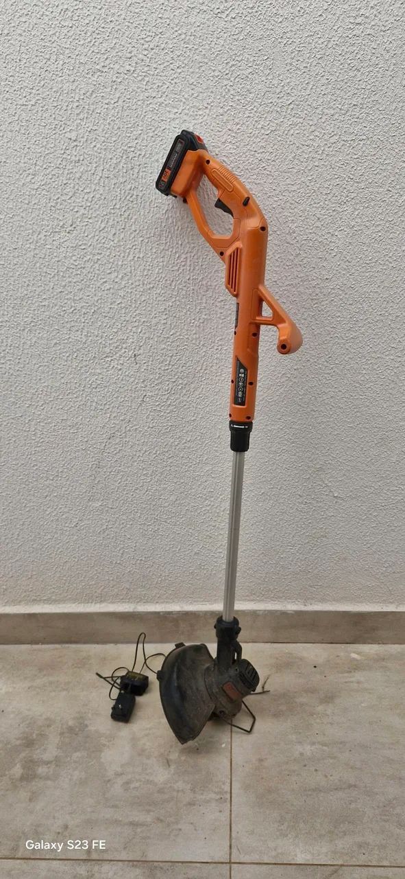 Maquina de cortar grama - Foto 2
