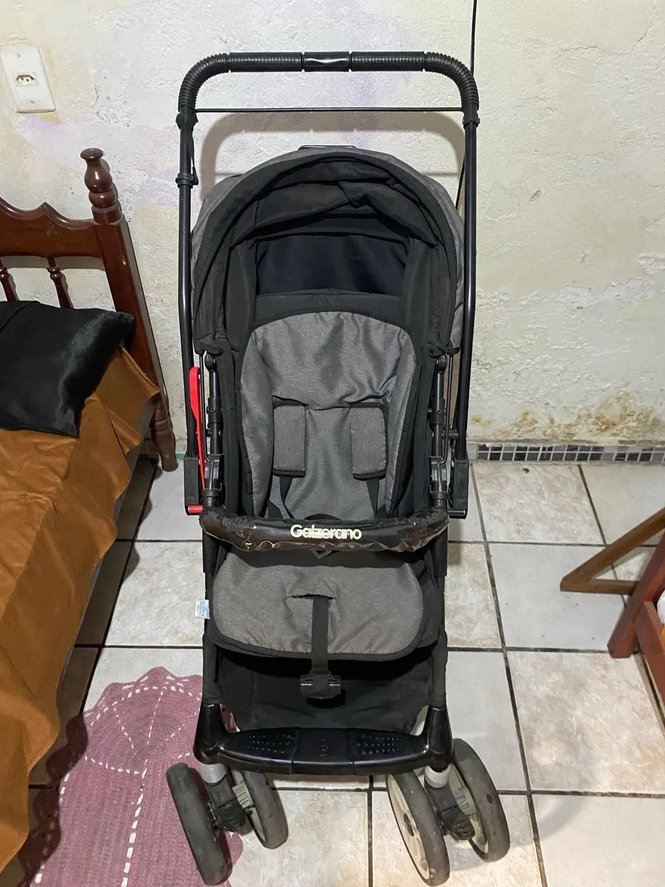 Vende-se carrinho de bebê galzerano  - Foto 2