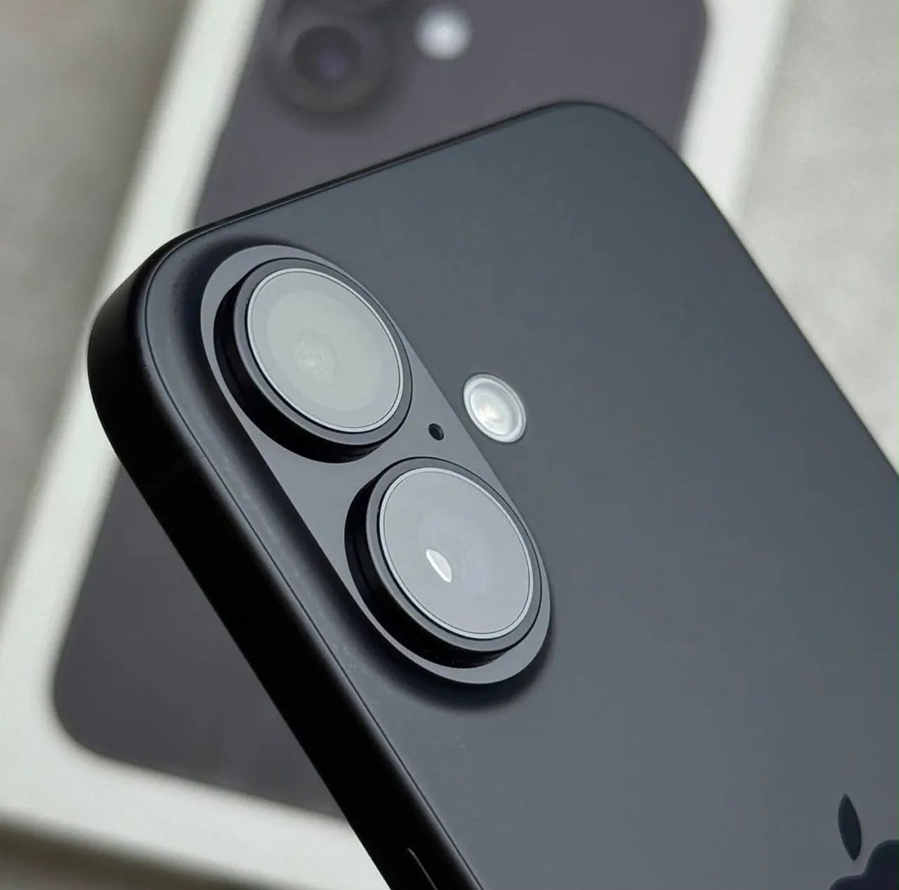 iPhone 16  - Foto 3