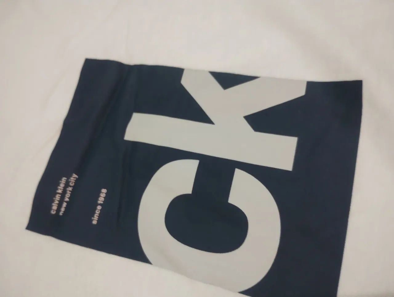 Camiseta Calvin Klein nova original importada 