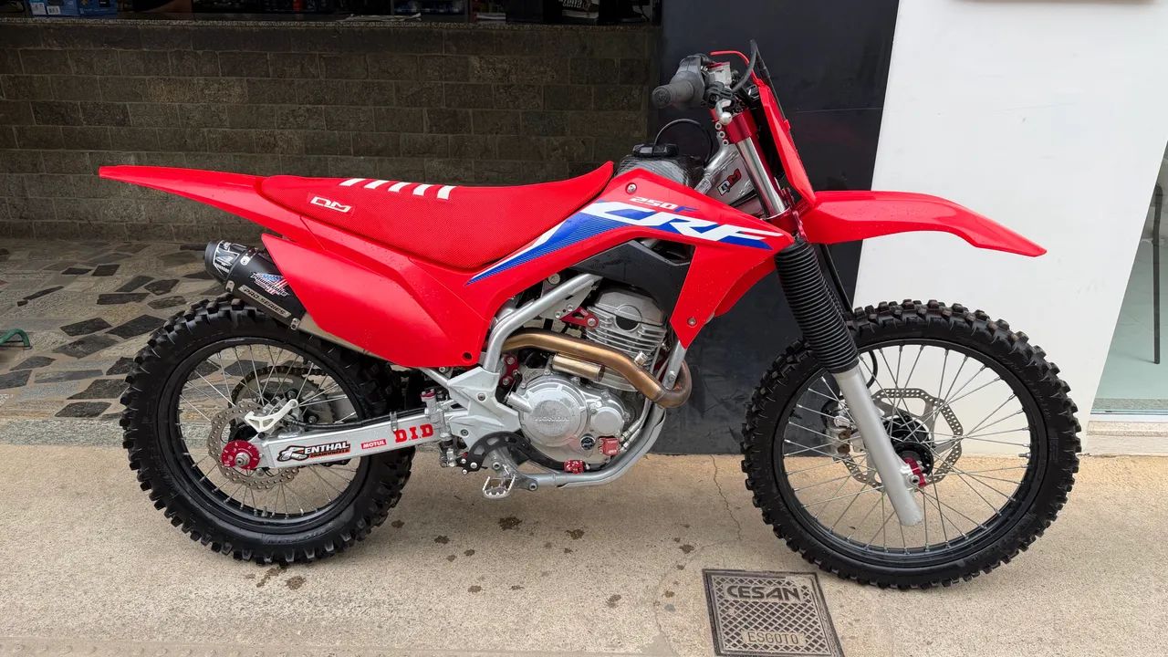 CRF 250 / 350  - Foto 2