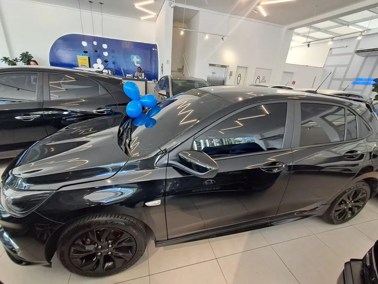 Chevrolet Onix RS 1.0 TB 12V Flex Aut. 4P, foto 3 de 10