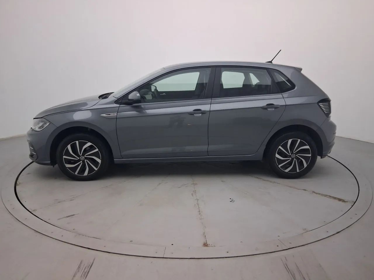 Volkswagen Polo Highline 170 TSI 1.0 Flex 12V Aut., foto 2 de 18