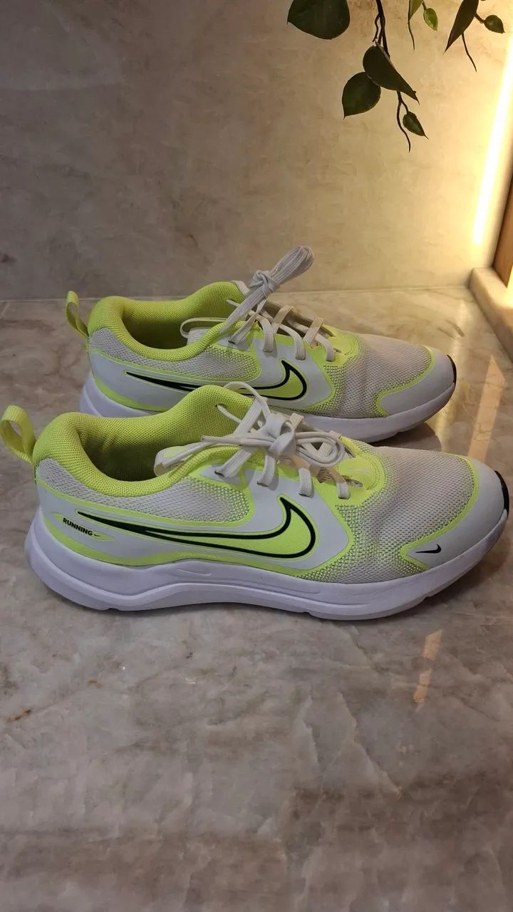 Tenis Nike Cosmic Runner Infantil  - Foto 3
