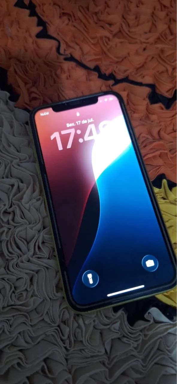 vendo iphone 11 em perfeito estado