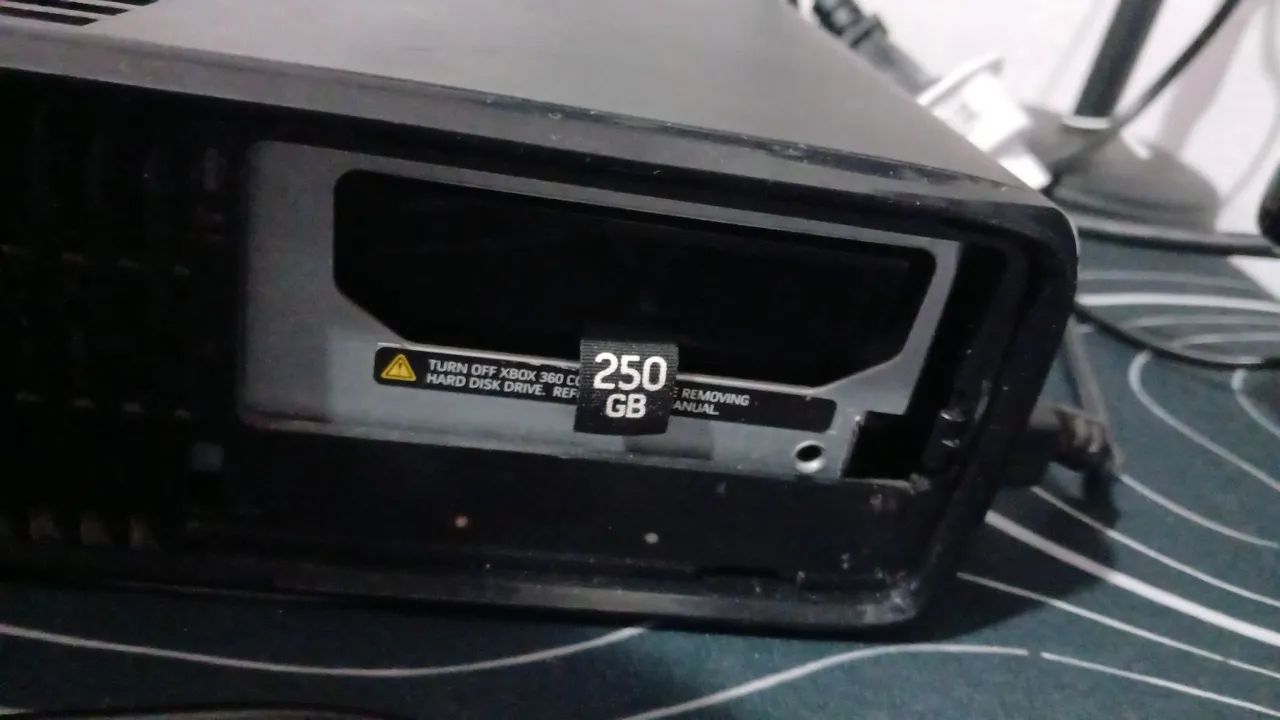 Xbox 360 junto com teclado e mouse  - Foto 2