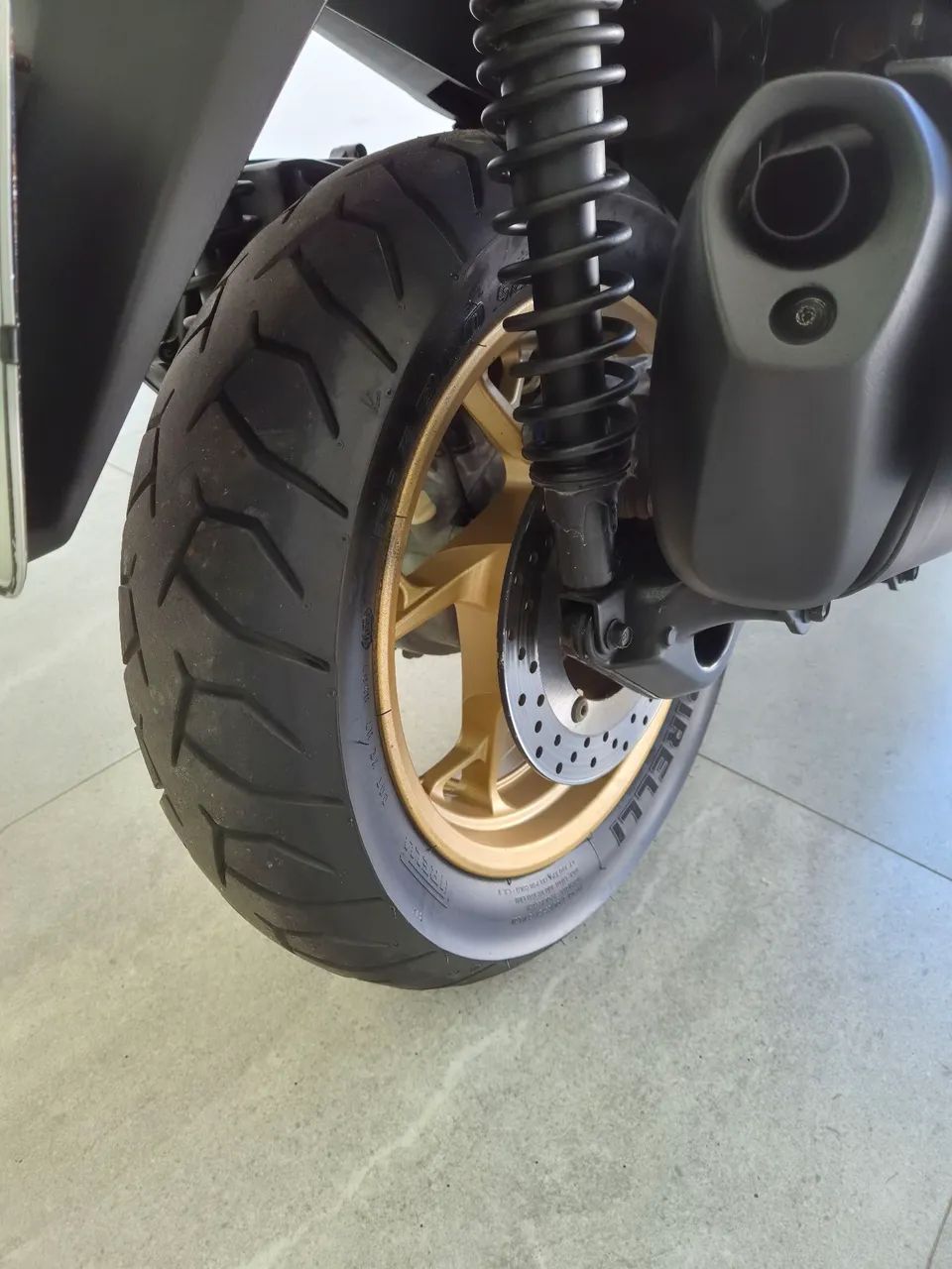 X max 250 super conservada - Foto 5