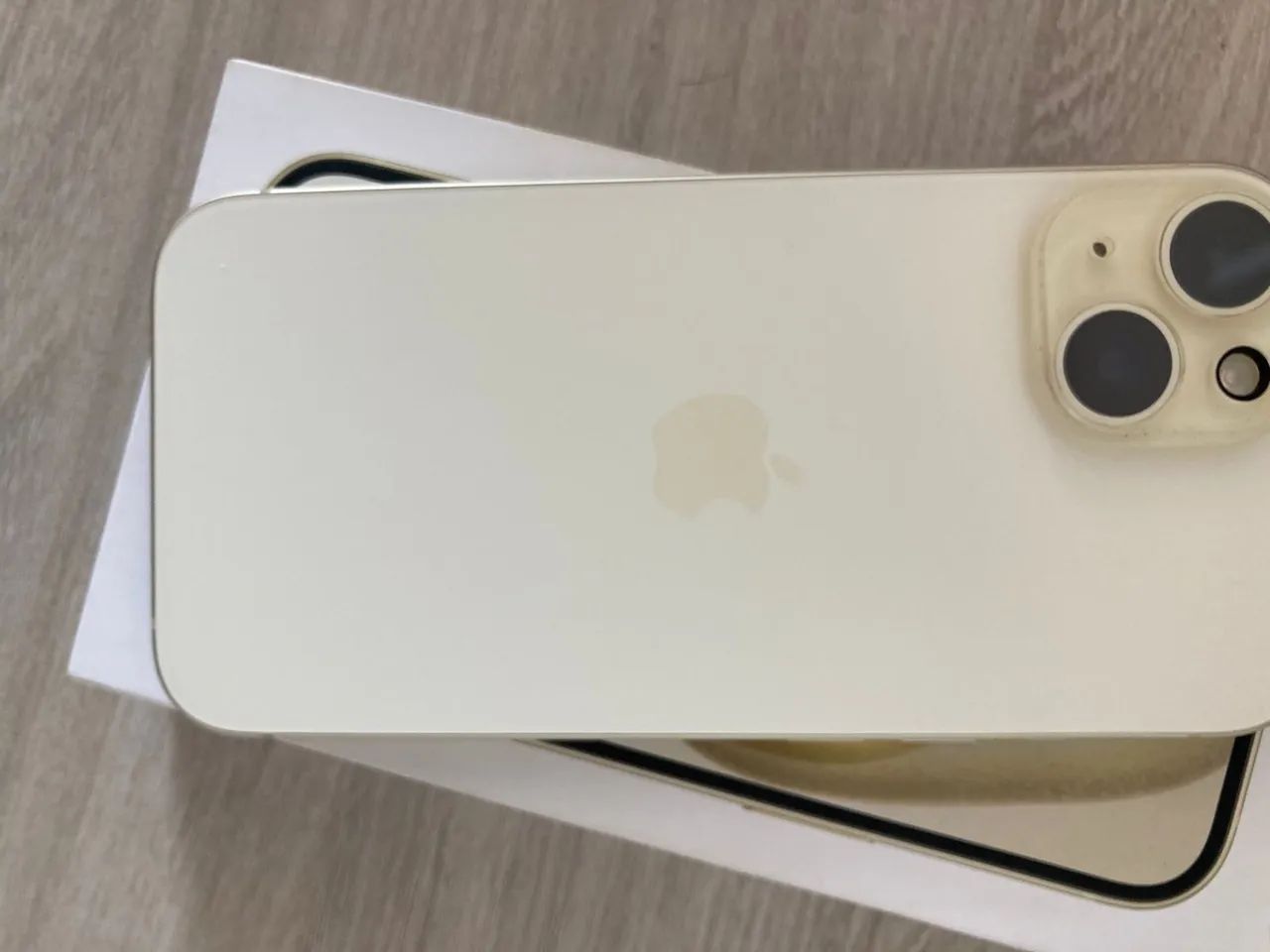 iPhone 15 amarelo 128 Gb