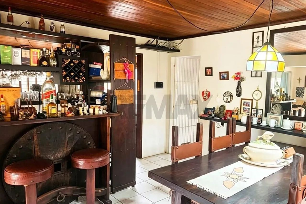 Excelente Casa com 380 m², Piscina no Cordeiro - Foto 5