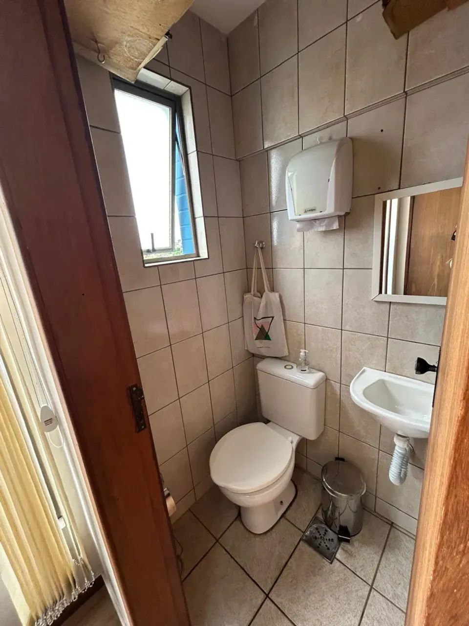 Sala comercial completa na Avenida Abílio Machado - Foto 3