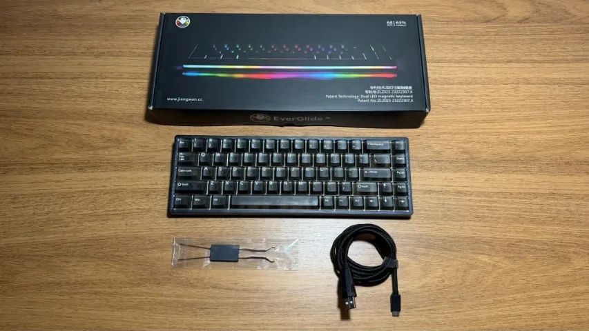 Teclado Everglide AE68 Pro c Switchs Wukong - SOMENTE VENDA