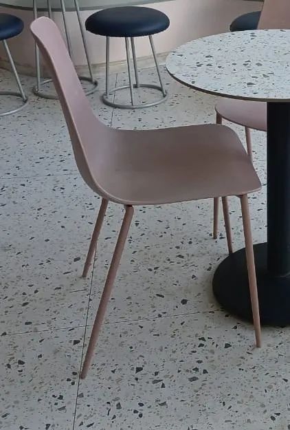 cadeira rosa , tenho 12, BAIXOU O $$