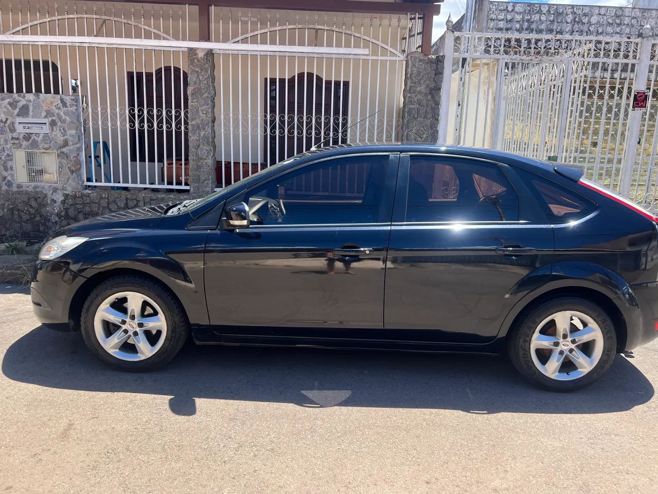 Ford Focus Focus 1.6 S/SE/SE Plus Flex 8V/16V  5p 2011