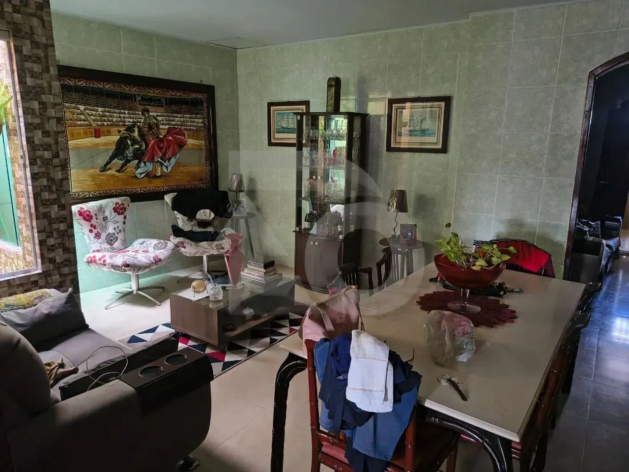 Casa no Bairro Dom Luciano com 2 Quartos, 2 Banheiros e Garagem