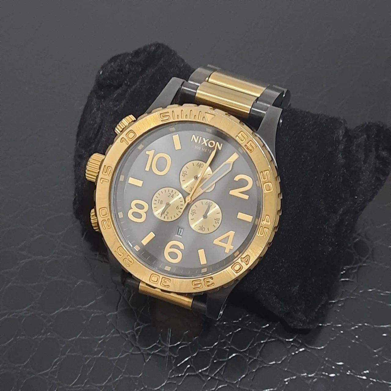 Relógio Nixon 51-30 Royal Gold  - Foto 2