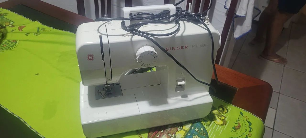 sewing machine