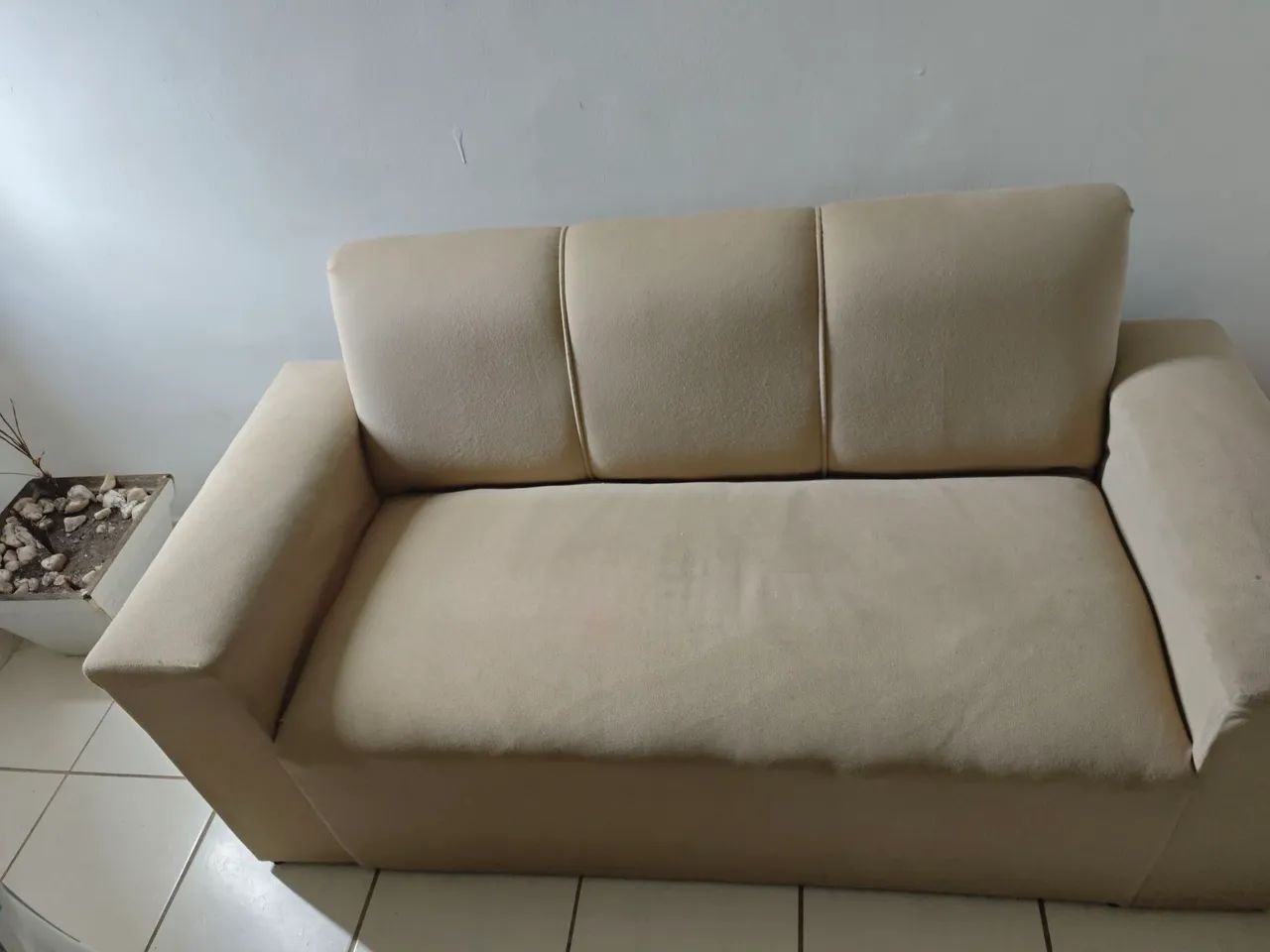 Sofá de três lugares  - Foto 2