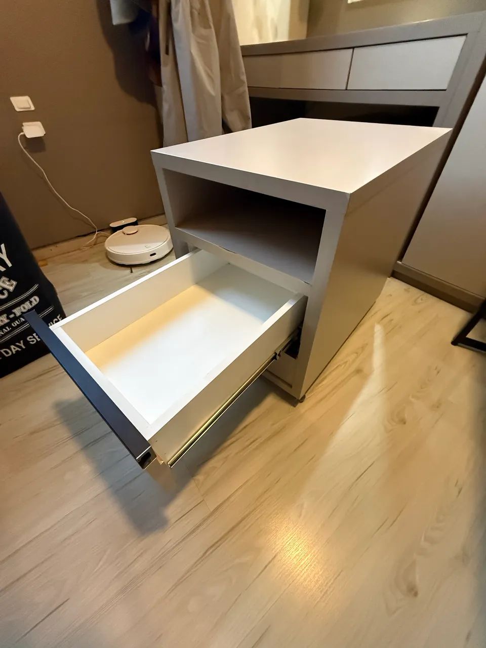 Mesa de Canto com Gaveta Planejada MDF - Foto 3