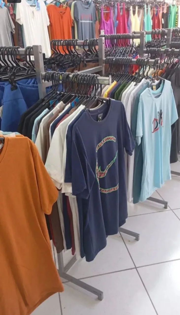 Araras de Roupas Loja - Foto 3