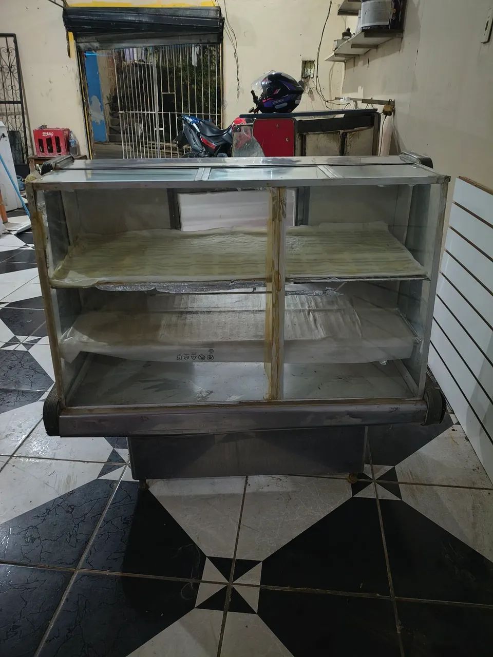 Vendo vitrine de Pão ? - Foto 2