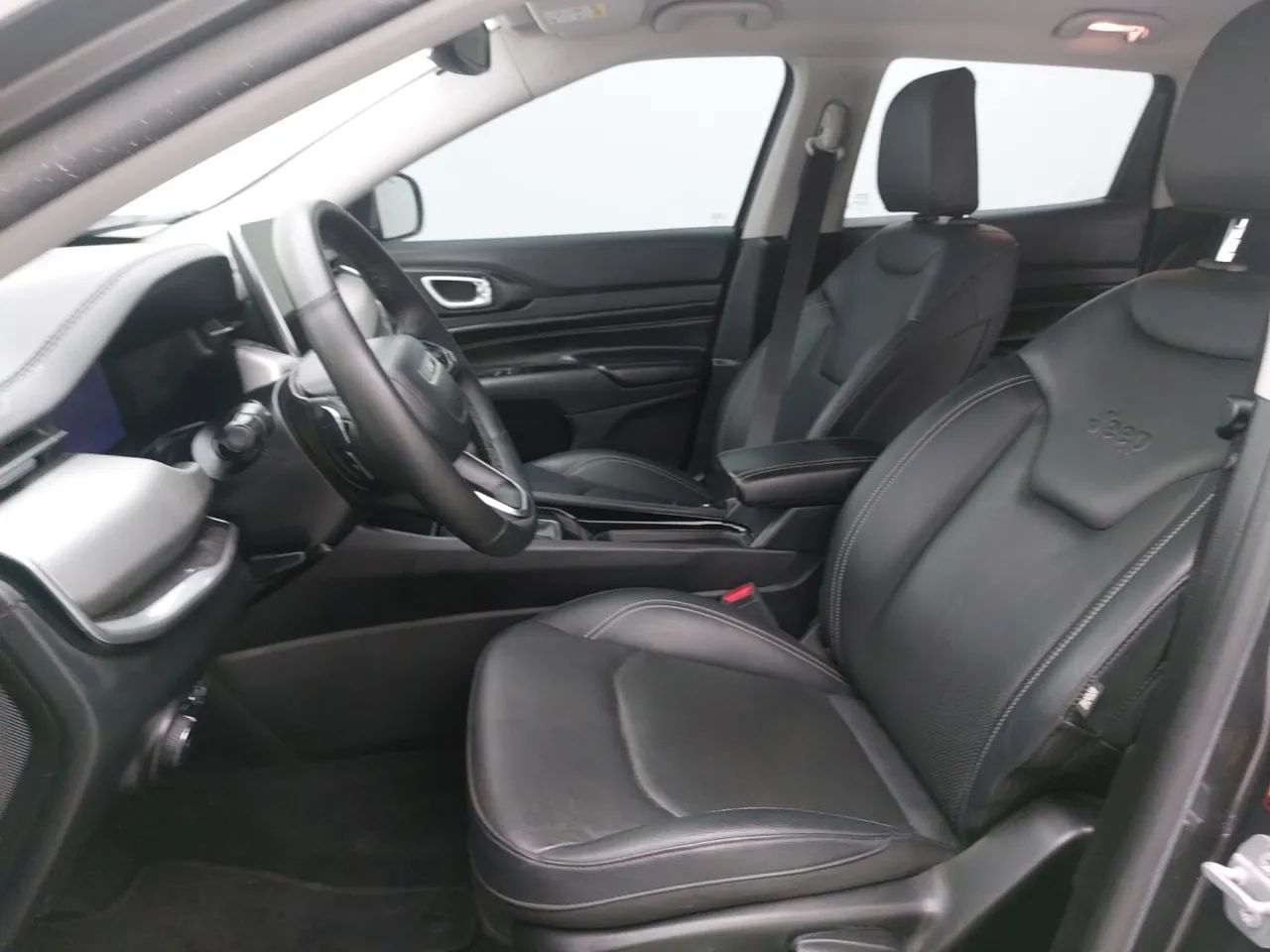 Jeep Compass LONG. T270 1.3 TB 4x2 Flex Aut., foto 16 de 18
