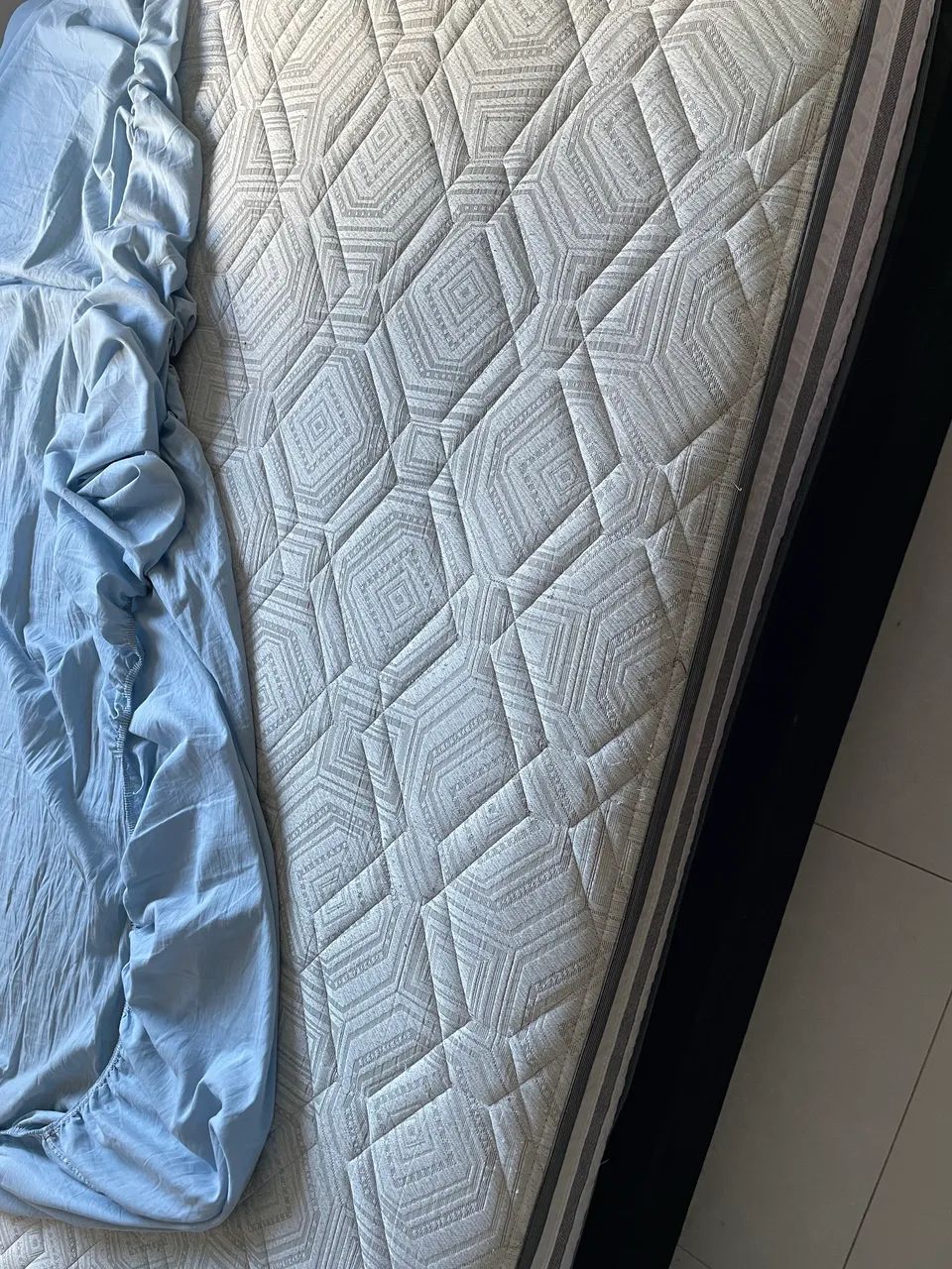 Cama box queen com colchão Catana - Foto 2