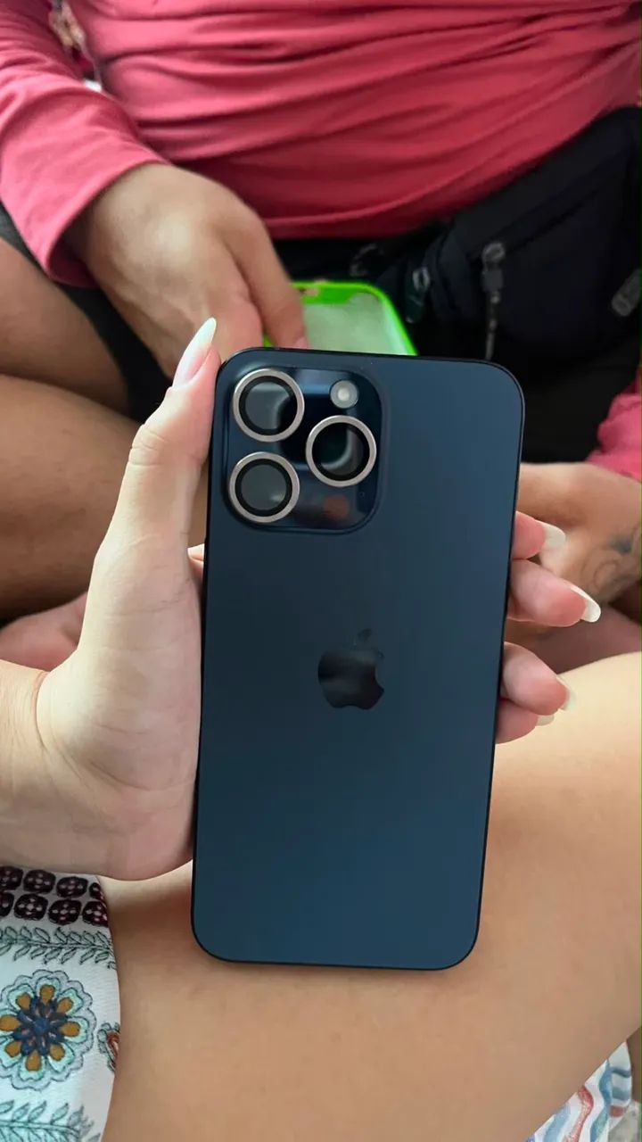 iPhone 15 pro Max  - Foto 2