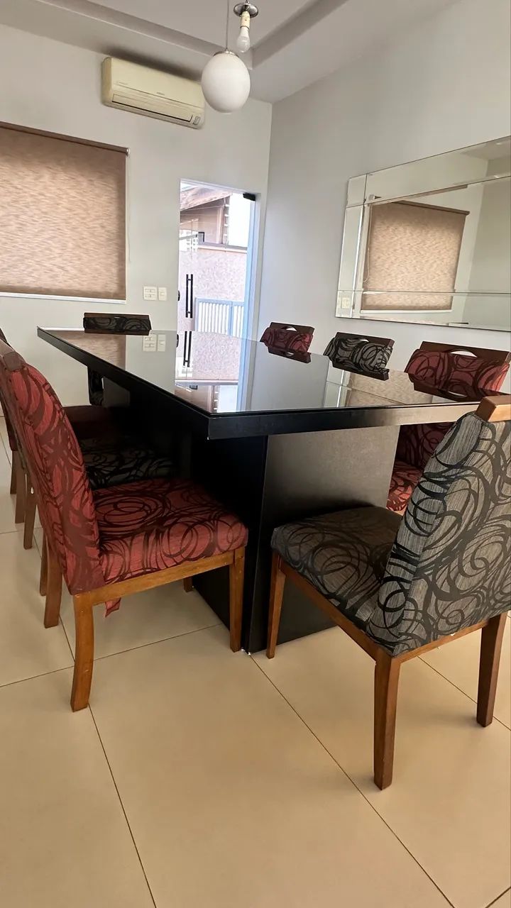 Mesa de jantar com 8 cadeiras - Foto 2