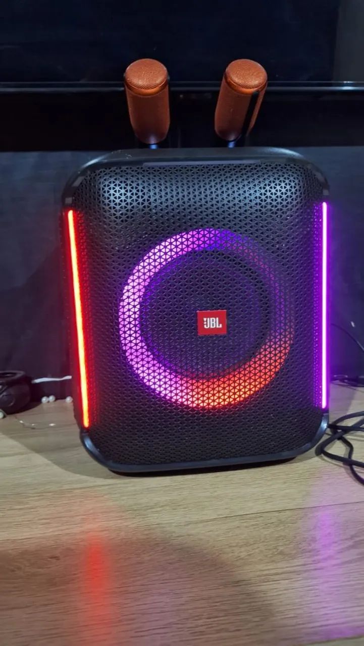 Caixa de som jbl com 2 microfone  - Foto 3