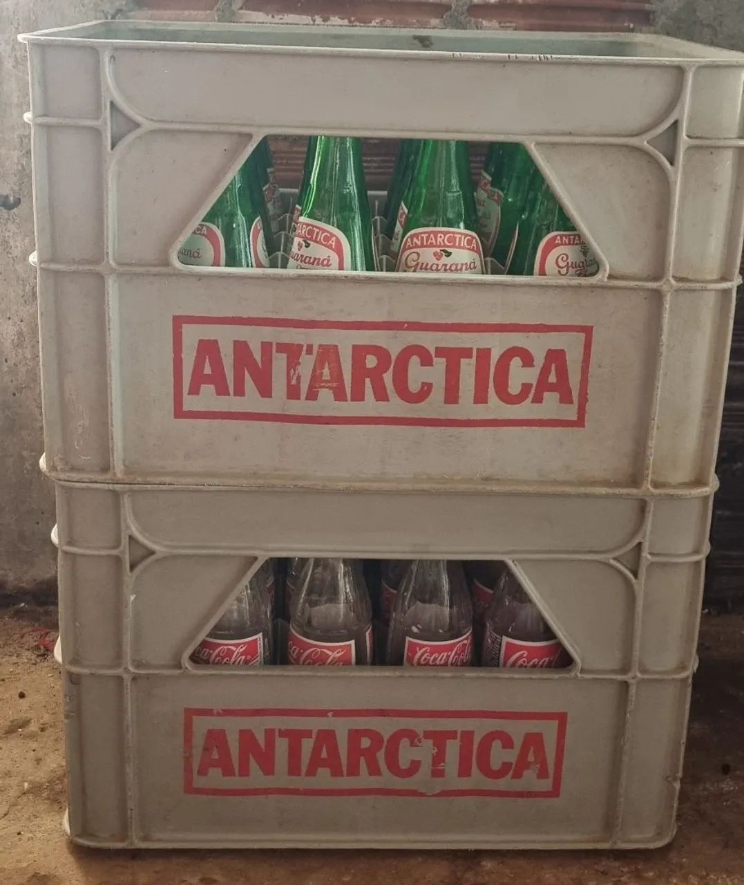 EA Engradado caixa antártica p/24 garrafas de 300ml usado - Foto 2